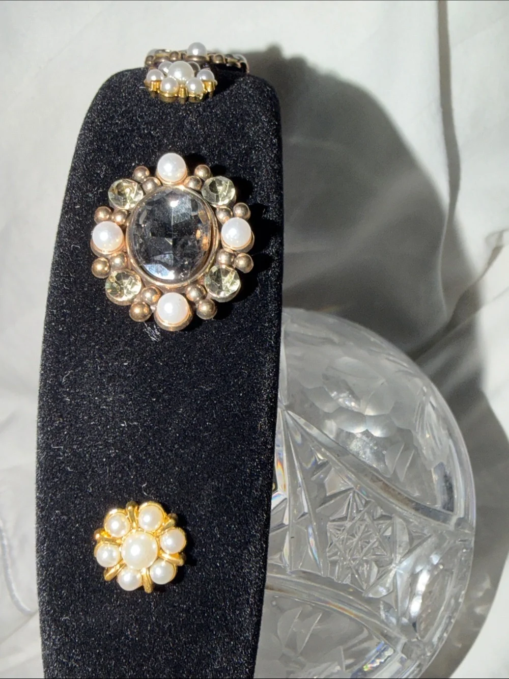 Black velvet Embellished four beautiful cameo style Crystal and pearls headband